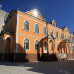 06